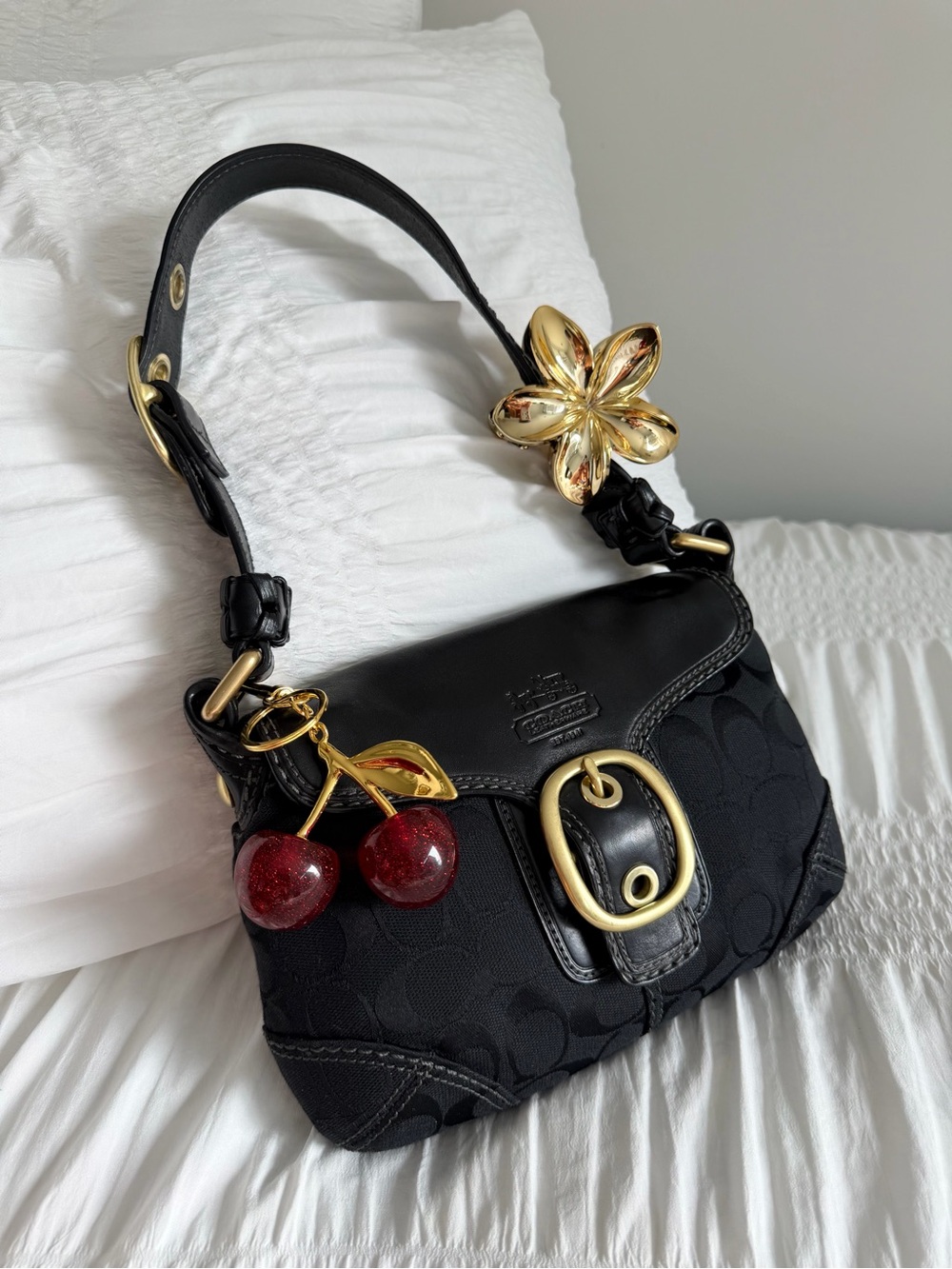Vintage Coach Bleecker Soho Flap Bag w/Gold Hardware